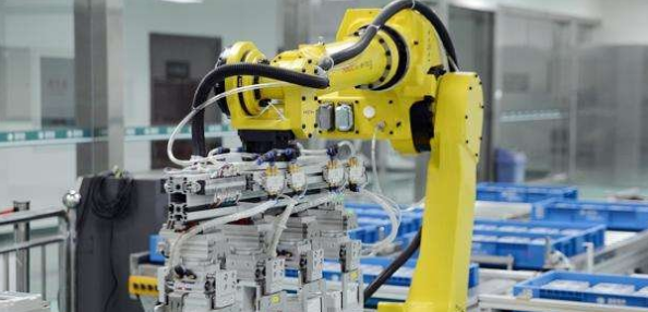 工业机器人嵌入机电一体化专业人才培养方案的研究